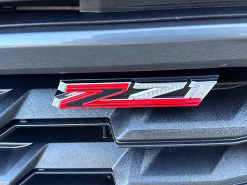 Used 2022 Chevrolet Colorado Z71 image 8