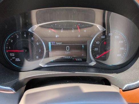 Used 2017 Chevrolet Malibu LT w/ Leather Package FWD image 11