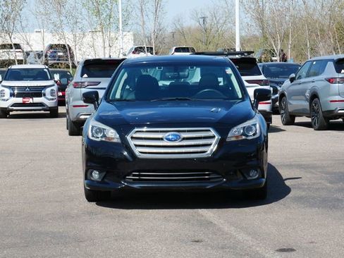 Used 2017 Subaru Legacy 2.5i Limited AWD/4WD image 2
