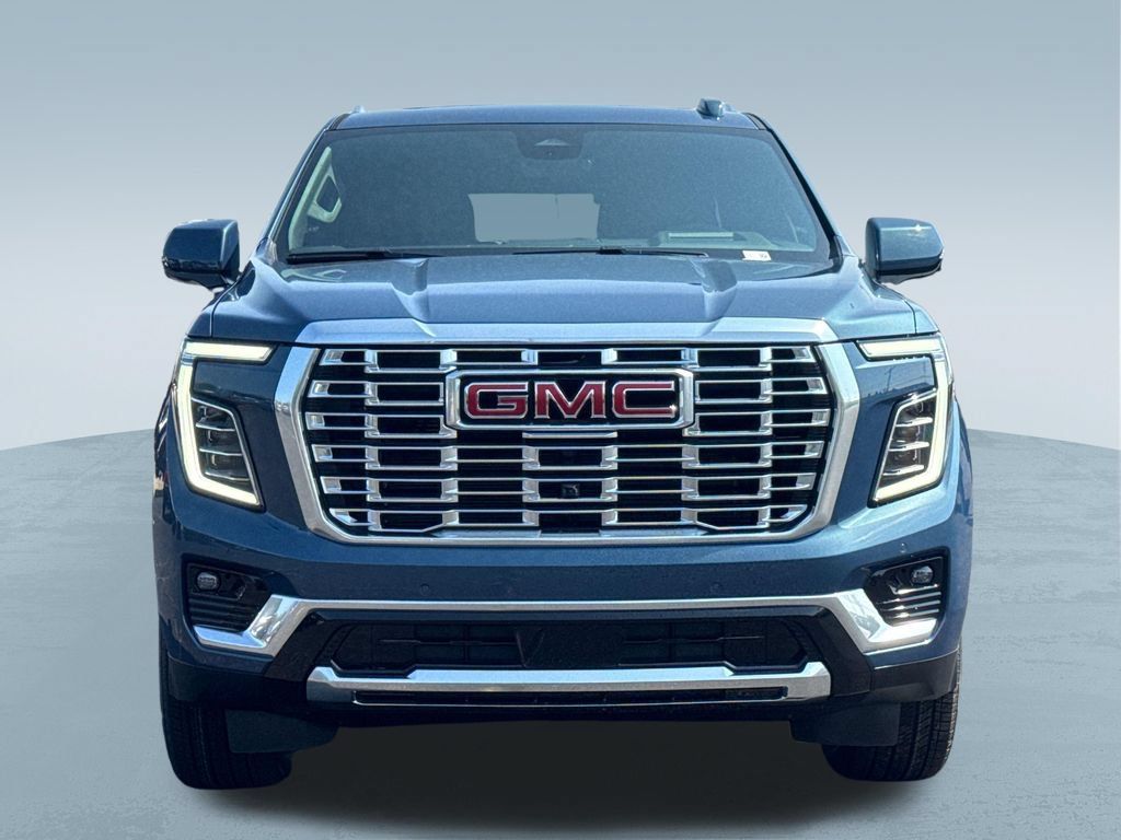 New 2026 GMC Yukon Denali w/ Denali Reserve Package AWD/4WD image 10