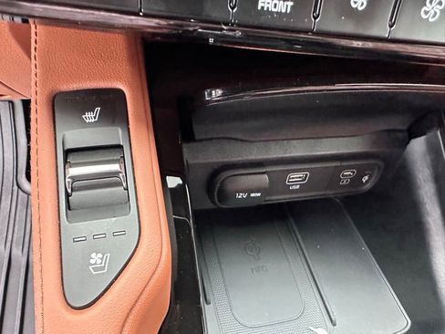 Used 2025 Kia Telluride SX Prestige X-Line AWD/4WD image 19