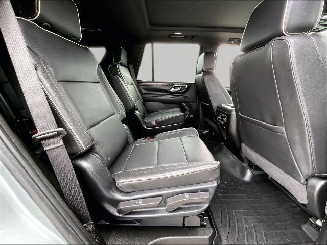 Used 2024 Chevrolet Tahoe Premier w/ LPO, Illumination Package AWD/4WD image 16