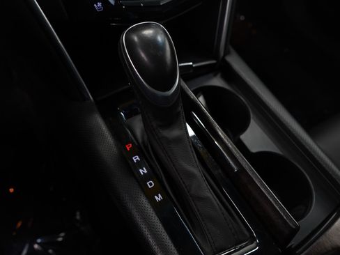 Used 2019 Cadillac XTS Luxury image 20