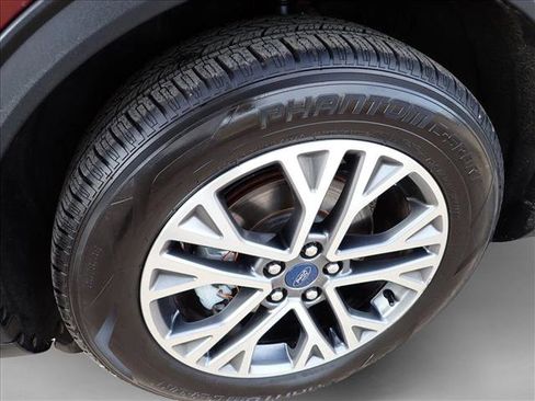 Used 2021 Ford Escape SEL image 7