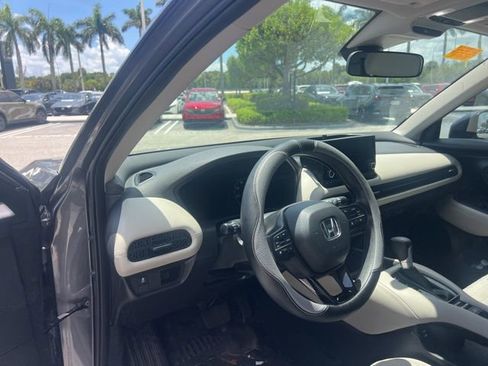 Used 2024 Honda HR-V LX image 25
