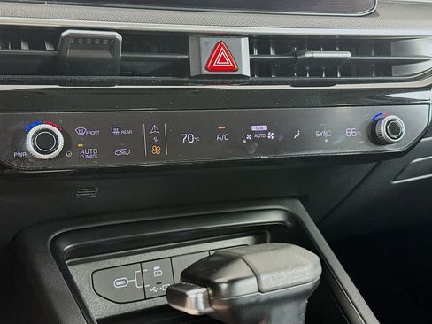 Used 2025 Kia K5 LXS image 23
