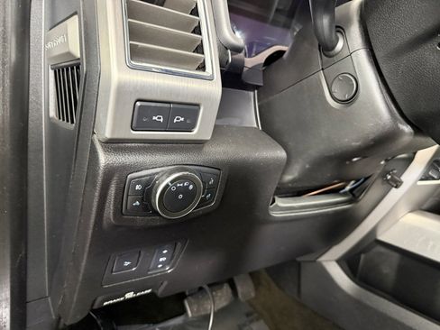 Used 2017 Ford F250 Platinum w/ Platinum Ultimate Package image 22