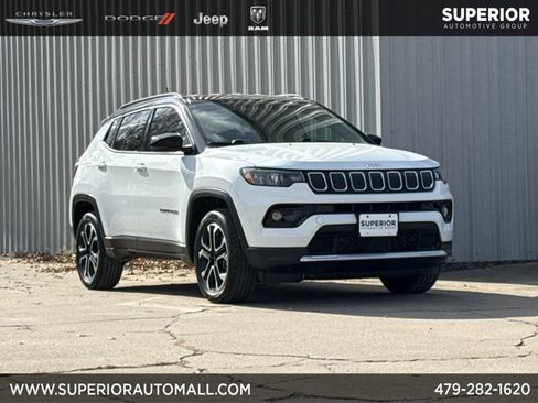 Used 2022 Jeep Compass Limited image 1