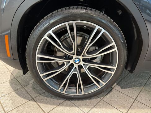 Used 2023 BMW X3 sDrive30i w/ Premium Package w/ZPA image 9