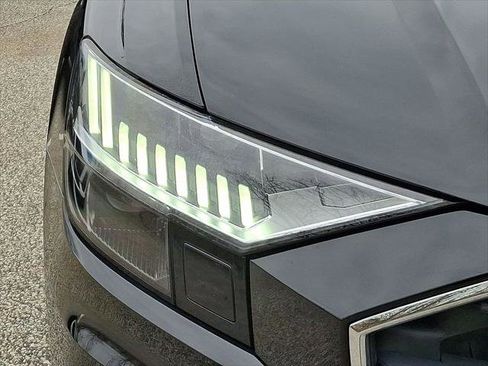 Certified 2023 Audi Q8 Premium image 9