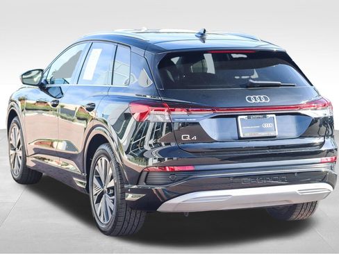 Certified 2023 Audi Q4 e-tron Premium w/ Premium Plus RWD image 4
