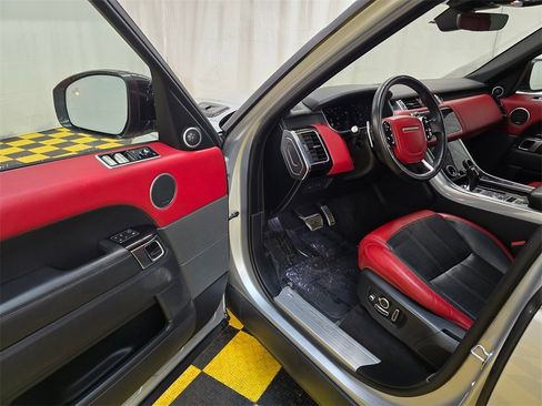 Used 2019 Land Rover Range Rover Sport HSE Dynamic image 19