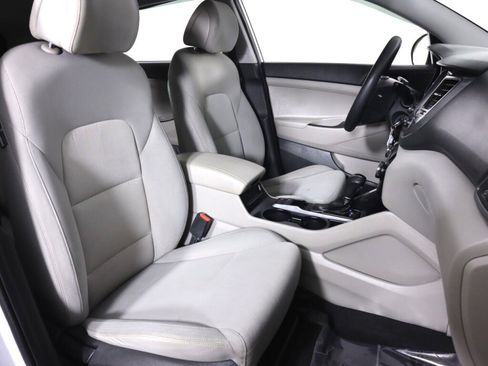 Used 2018 Hyundai Tucson SEL FWD image 37