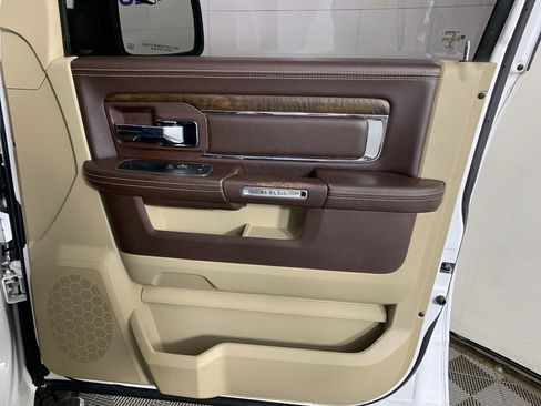 Used 2017 RAM 1500 Laramie Longhorn image 37