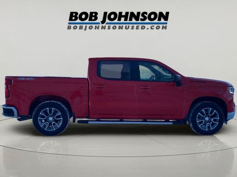 Used 2023 Chevrolet Silverado 1500 LT AWD/4WD image 8