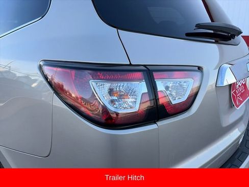 Used 2015 Chevrolet Traverse LT w/ Style and Technology Package image 18