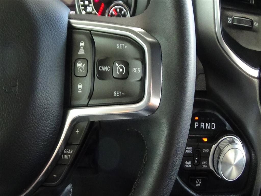 Used 2025 RAM 1500 Laramie AWD/4WD image 23