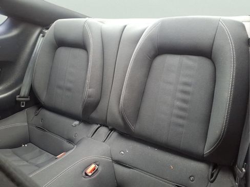 Used 2021 Ford Mustang GT RWD image 11
