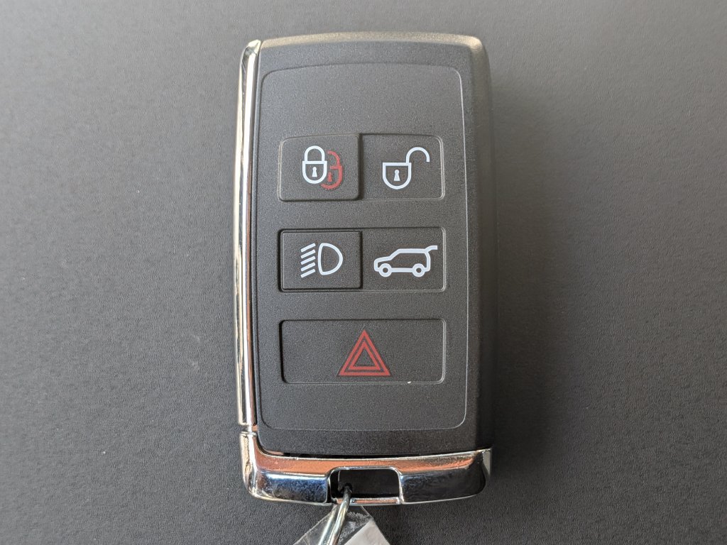 New 2026 Land Rover Discovery Sport Landmark AWD/4WD image 32