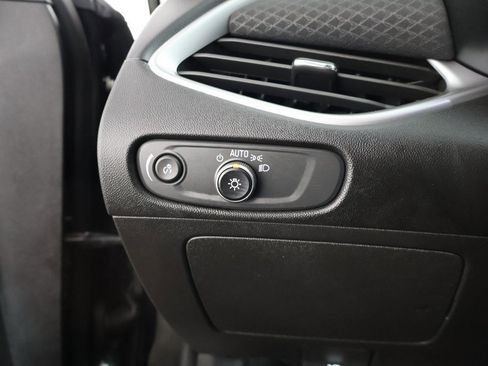 Used 2025 Chevrolet Malibu LS image 35