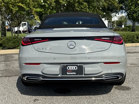 Used 2024 Mercedes-Benz CLE 300 4MATIC Cabriolet image 5