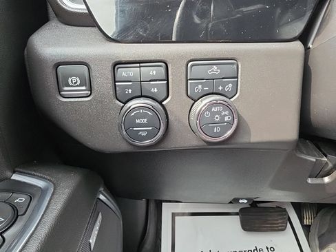 Certified 2024 Chevrolet Silverado 1500 LT Trail Boss w/ Convenience Package II AWD/4WD image 11
