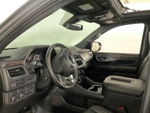 Used 2021 Chevrolet Tahoe Z71 w/ Z71 Signature Package AWD/4WD image 19