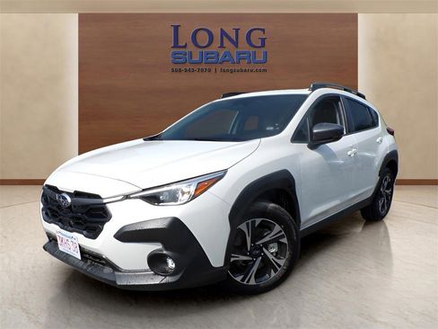 Used 2025 Subaru Crosstrek 2.0i Premium image 1