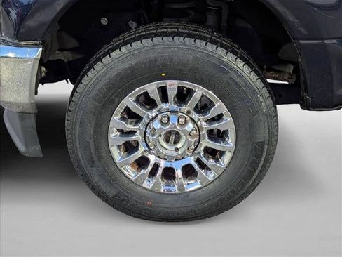 Used 2022 Ford F250 XLT w/ XLT Premium Package image 24