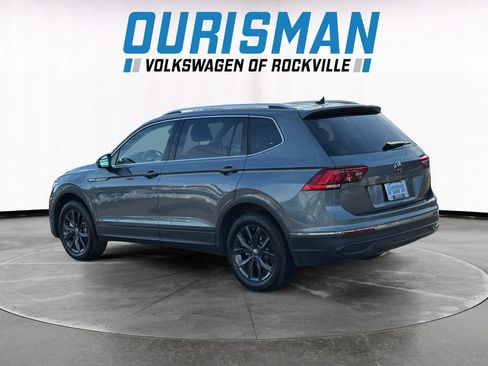 Used 2024 Volkswagen Tiguan SE image 4
