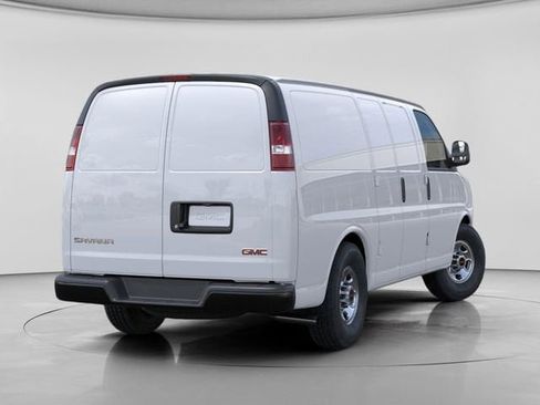 New 2026 GMC Savana 2500 RWD image 4