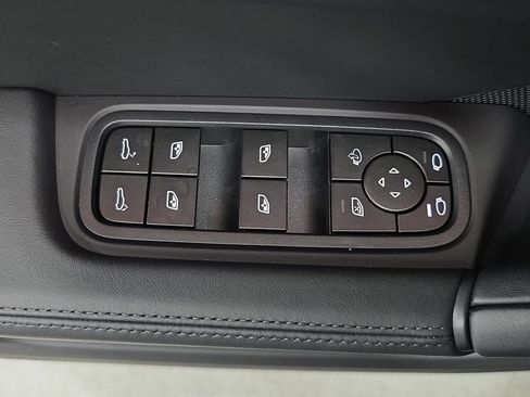Certified 2026 Porsche Cayenne Turbo GT AWD/4WD image 24