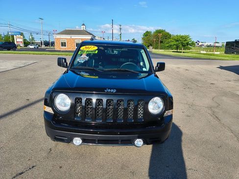 Used 2017 Jeep Patriot High Altitude FWD image 15