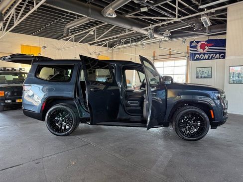 New 2025 Jeep Wagoneer Series II w/ Premium Group I image 21