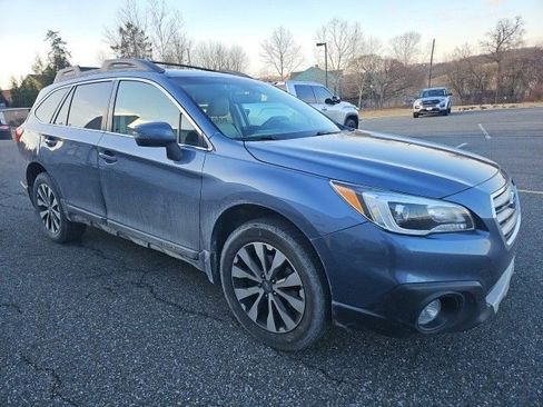 Used 2017 Subaru Outback 2.5i Limited image 1
