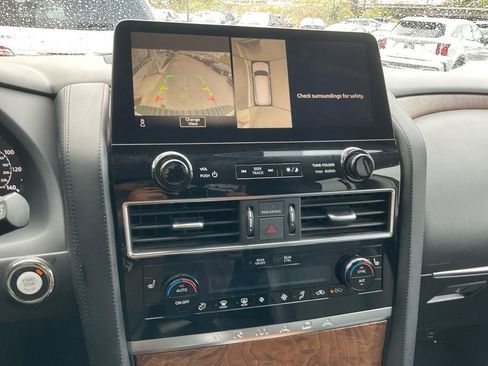 Used 2022 Nissan Armada SL image 21