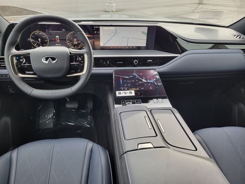 New 2026 INFINITI QX80 4WD image 3