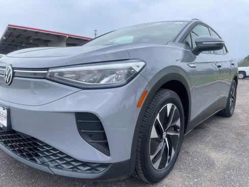 Used 2021 Volkswagen ID.4 Pro image 11