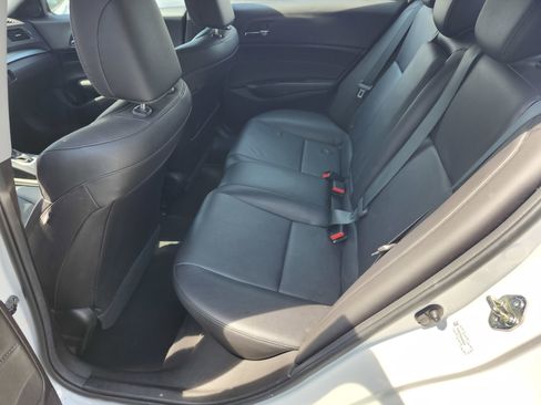 Used 2016 Acura ILX image 5