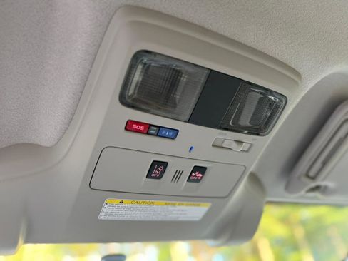 Used 2016 Subaru Crosstrek 2.0i Premium image 26