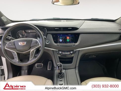 Used 2023 Cadillac XT5 Sportv image 10