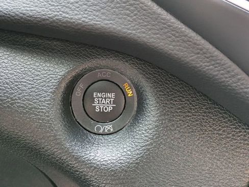Certified 2023 Jeep Cherokee Altitude Lux w/ Mopar Interior Package AWD/4WD image 22