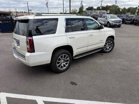 Used 2015 GMC Yukon Denali w/ Touring Package AWD/4WD image 12