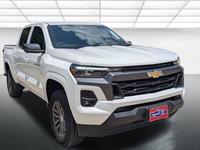 New 2025 Chevrolet Colorado LT w/ LT Convenience Package