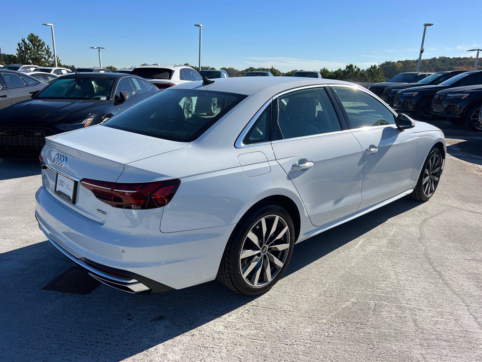 Used 2023 Audi A4 2.0T Premium w/ Convenience Package AWD/4WD image 5