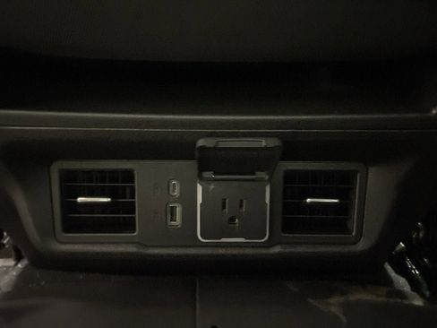 New 2025 Chevrolet Silverado 1500 RST image 34