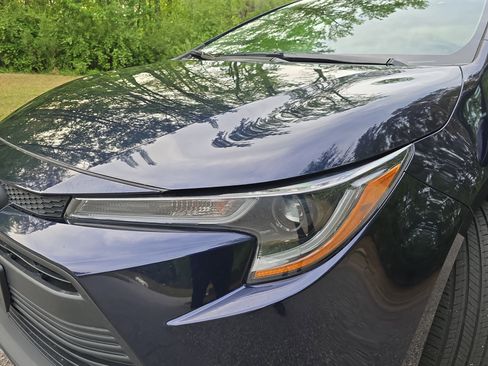 Used 2024 Toyota Corolla LE image 30