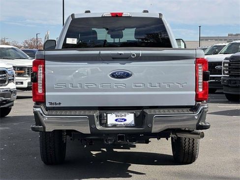 New 2026 Ford F250 Lariat w/ FX4 Off-Road Package image 3