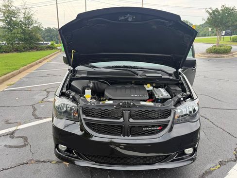 Used 2018 Dodge Grand Caravan GT FWD image 24