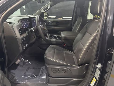 Used 2025 Chevrolet Tahoe Premier image 11